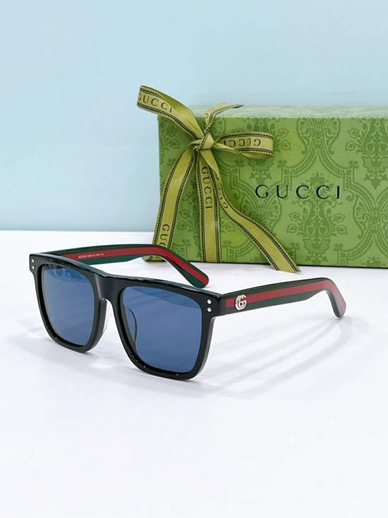 Picture of Gucci Sunglasses _SKUfw80537964fw